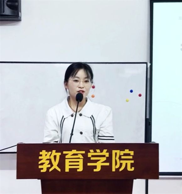 教育学院团总支学生会召开2024-2025学年第一次干部例会