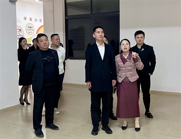 厦门国贸文旅一行莅临教育学院交流指导