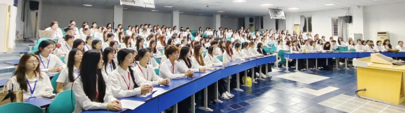 教育学院团总支学生会召开2025-2026学年第一次全体干部干事例会