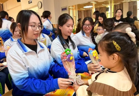 以初心赴实践，以成长绘答卷——教育学院教育研习圆满完成