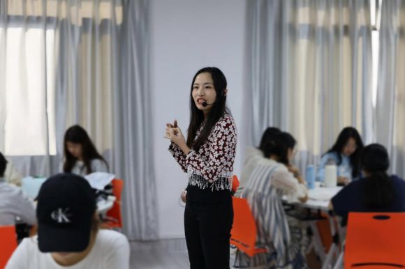 关注社会情感，奠基健全人格——教育学院开展《幼儿园教育活动设计与实施》示范课