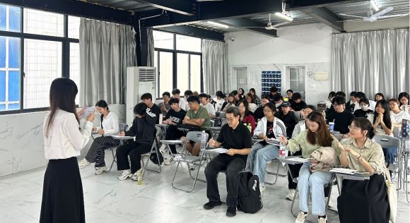 文旅与教育学院2026年“职业教育活动周”暨“劳动教育活动周”系列活动——旅游赛道选拔比赛