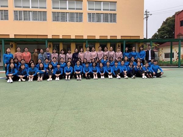 教育学院17级学前教育五班学生走进鲤城区外国语幼儿园进行跟岗实习