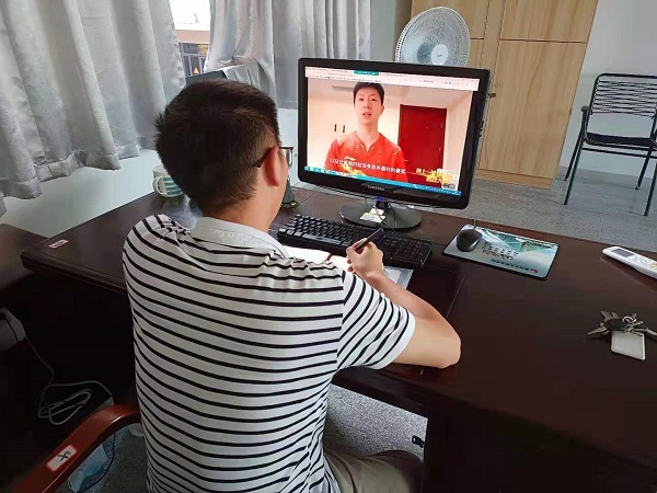 教育学院组织全体师生收看“同上一堂奥运思政大课”