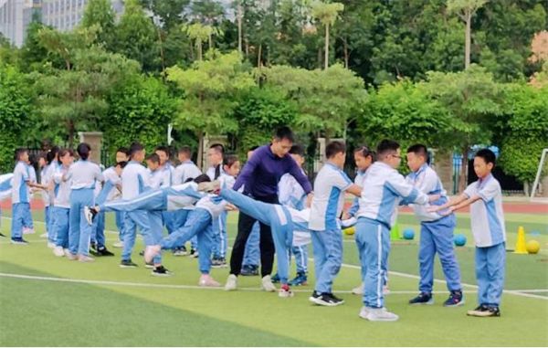 见习研讨 共同成长——教育学院认知实习系列报道（一）